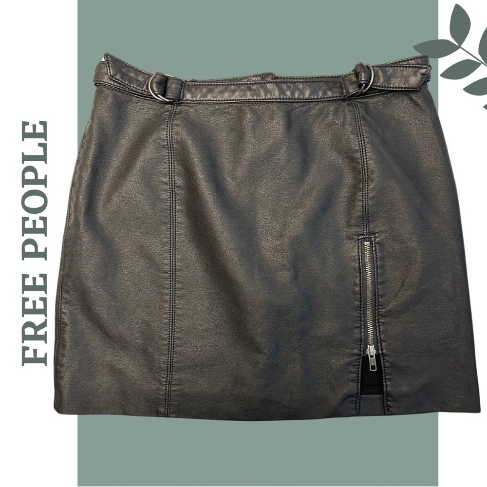 Free People Black Faux Leather Mini Skirt Lined Zipper Detail Adjustable Size 8